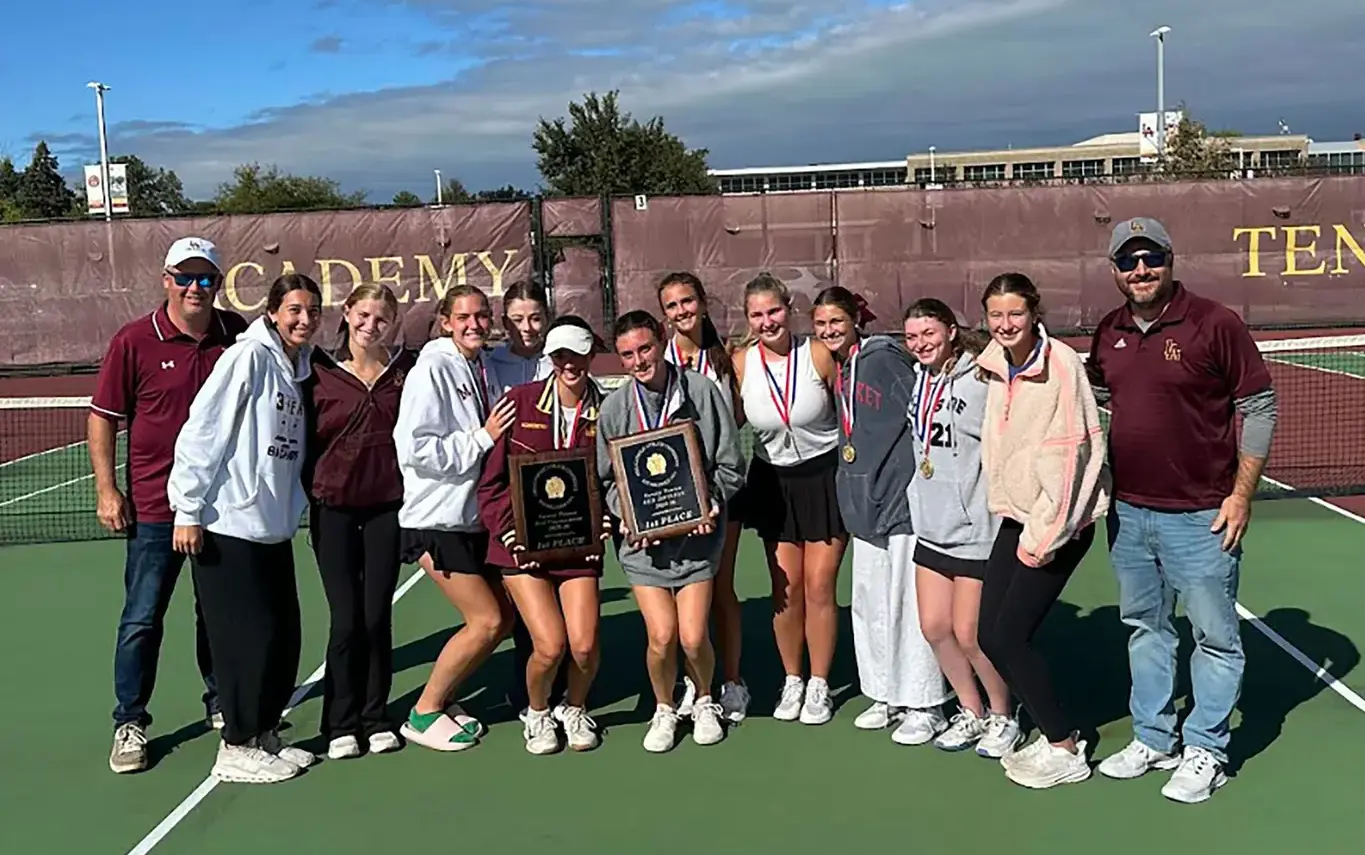 varsity tennis girls group picture